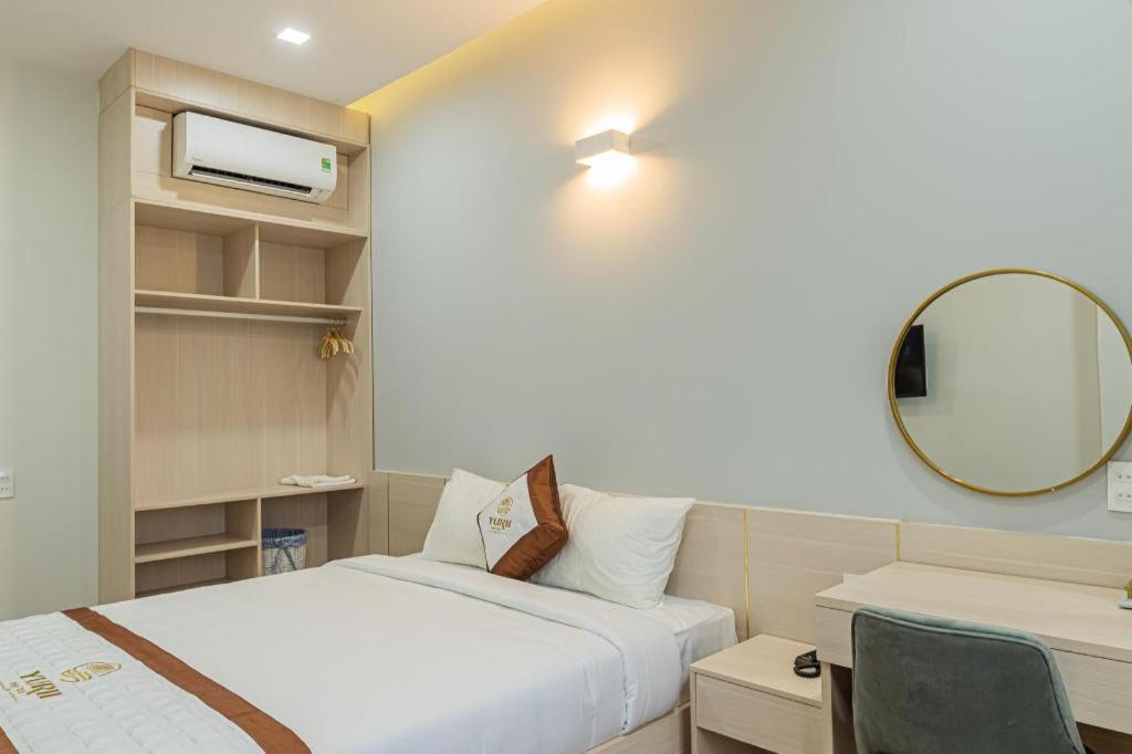 פאן ת'ייט Yurii Hotel מראה חיצוני תמונה